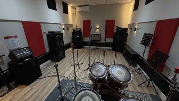 Estudio-B-antiga-Sala-3-06