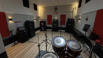 Estudio-C-antiga-Sala-4-06